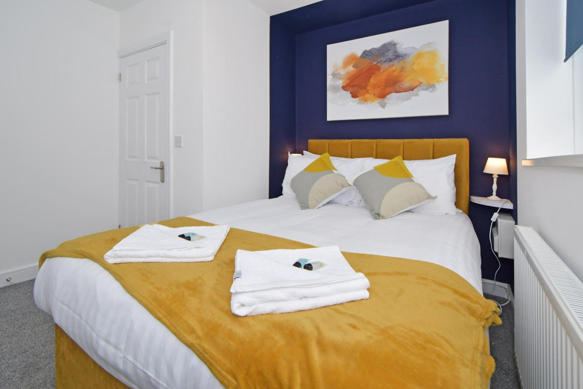 Sapphire Apartments By Yourstays - Luxury 2 Bedroom Apartments In Crewe Exterior foto